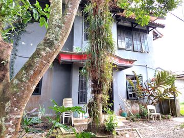 Rumah Joglo Halaman Luas dekat Jalan Kaliurang Km 11