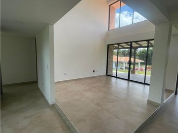 CASA CAMPESTRE EN VENTA EN LA PARCELACION LA PAZ