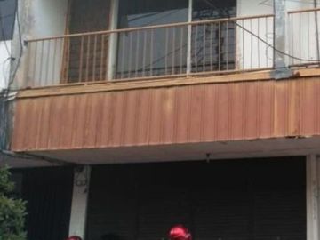 RUKO di Darmo Listrik 2200w Parkir depan luas