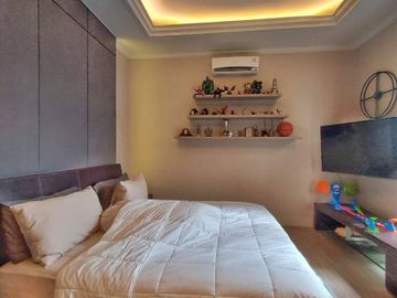 RUMAH ISTIMEWA dgn S.POOL at Jl TAMAN RADIO DALAM, JAKSEL