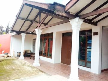 Rumah Disewakan Dekat Paragon City Mall Semarang, DP Mall