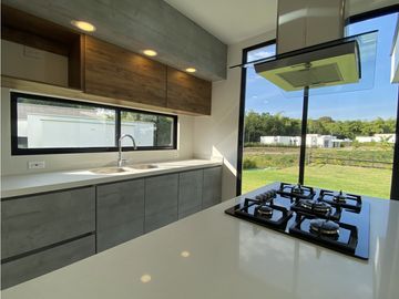 Se Vende Hermosa Casa Campestre Con en Sector el Tigre - Pereira