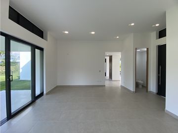 Se Vende Hermosa Casa Campestre Con en Sector el Tigre - Pereira