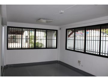 Se Vende DUPLEX EN OBARRIO listo para ocupar.