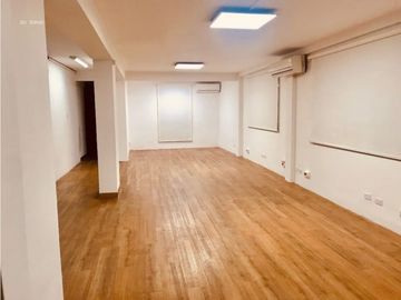 Se Vende DUPLEX EN OBARRIO listo para ocupar.
