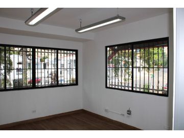Se Vende DUPLEX EN OBARRIO listo para ocupar.