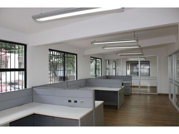 Se Vende DUPLEX EN OBARRIO listo para ocupar.