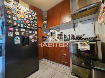 Casa en venta de 3 dorm. en Curicó(40032)