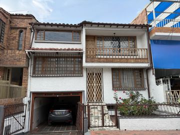 casa en venta en san francisco. Cod V1558