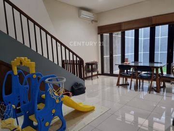 Dijual Cepat Rumah Cantik Di Cluster Eksklusif Asia Tropis