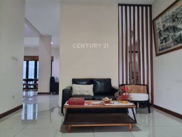 Dijual Cepat Rumah Cantik Di Cluster Eksklusif Asia Tropis