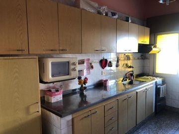 Casa 5 amb 2 baños terraza quincho  Oportunidad