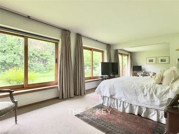 Casa en venta de 3 dorm. en Lo Barnechea