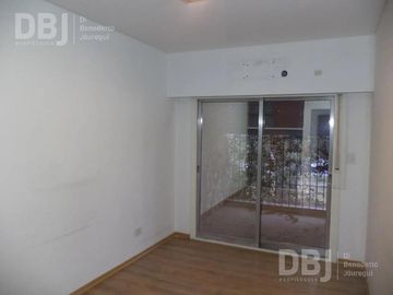 VENTA DE CASA 5 AMBIENTES EN LOMAS DEL MIRADOR