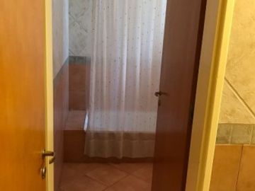 VENTA PRECIOSA CASA DE 4 AMBIENTES. QUILMES OESTE
