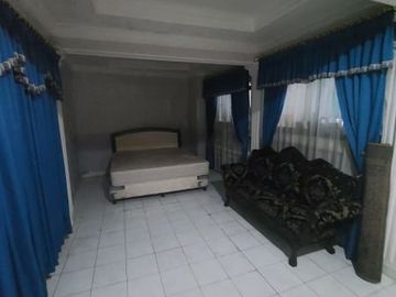 Rumah 2 lantai pinggir jlan akses dekat tol brigif
