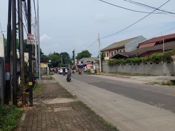 Rumah 2 lantai pinggir jlan akses dekat tol brigif