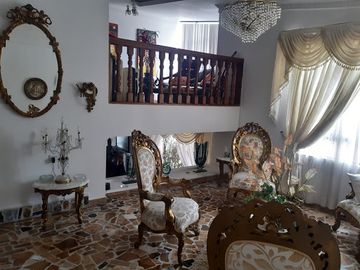 VENTA de CASAS en PEREIRA