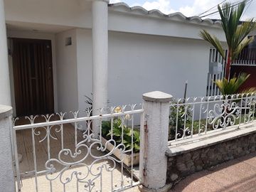 VENTA de CASAS en PEREIRA