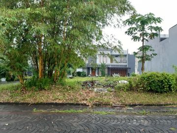TANAH PEKARANGAN DALAM PERUMAHAN ELIT DI SLEMAN