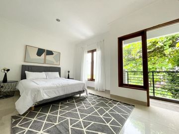 Rumah Baru Semi Furnished lokasi terdepan Cinere harga Menarik