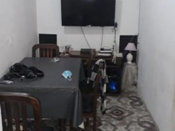 Montiel 2300. Casa multifamiliar. 3 PH en block.