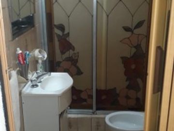 Montiel 2300. Casa multifamiliar. 3 PH en block.