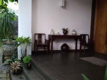 Rumah Nyaman terawat di Hegarmanah Bandung ke Tol Pasteur 13 mnt RUMAH LUX Plus Kolam Renang Lingkungan Exclusive.