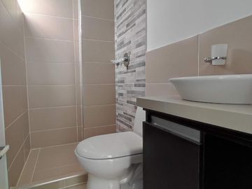 apartamento en venta en la floresta. Cod V26901