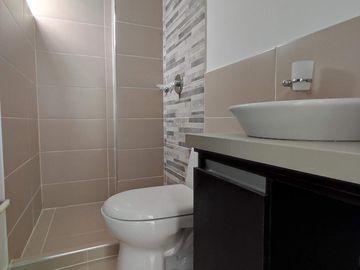 apartamento en venta en la floresta. Cod V26901