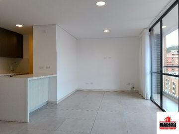 apartamento en arriendo en los colores. Cod A6831