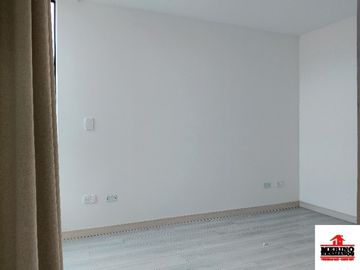 apartamento en arriendo en los colores. Cod A6831