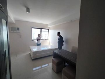 Fully Furnished Ready for Occupancy Studio in Persimmon