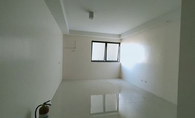 Fully Furnished Ready for Occupancy Studio in Persimmon