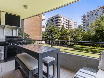Departamento en venta de 3 dorm. en Vitacura