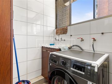 Departamento en venta de 3 dorm. en Vitacura