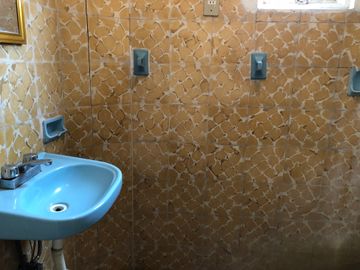 HOTEL EN VENTA SAN PEDRO JACUARO, CERCA DE LOS AZUFRES MICHOACÁN