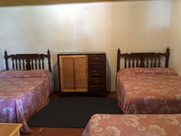 HOTEL EN VENTA SAN PEDRO JACUARO, CERCA DE LOS AZUFRES MICHOACÁN