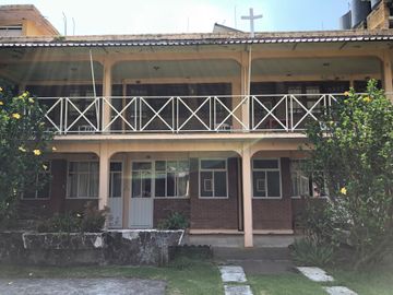 HOTEL EN VENTA SAN PEDRO JACUARO, CERCA DE LOS AZUFRES MICHOACÁN