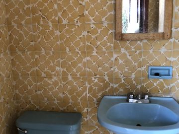 HOTEL EN VENTA SAN PEDRO JACUARO, CERCA DE LOS AZUFRES MICHOACÁN