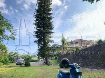 Rumah Megah Perum dkt Hartono Mall condongcatur dlm Ringroad