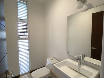 CASA EN LOMA DE GOLF PRIVADA TRES MARIAS