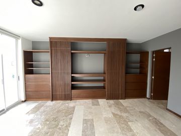 CASA EN LOMA DE GOLF PRIVADA TRES MARIAS