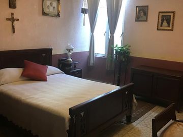 Hermosa Casa en Venta en Jardines de Irapuato, excelente ubicación