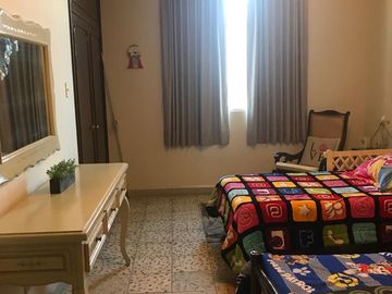 Hermosa Casa en Venta en Jardines de Irapuato, excelente ubicación
