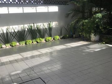 Hermosa Casa en Venta en Jardines de Irapuato, excelente ubicación