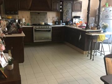 Hermosa Casa en Venta en Jardines de Irapuato, excelente ubicación