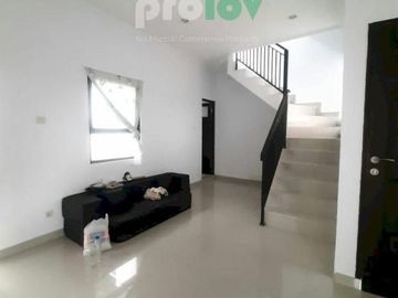 Rumah Strategis Murah 2 Lantai Di Arcamanik Bandung