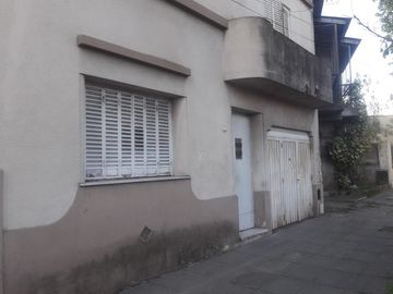 Departamento Tipo Casa en venta en Lanus Oeste