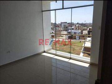 ¿Estás buscando el lugar ideal para vivir? ¡No busques más! Te presento este hermoso departamento en venta en la Urb. Monterrico Etapa II – ¡una oport